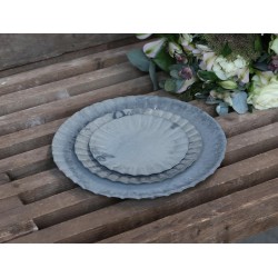 Saucers w. grooves set of 3