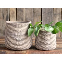 vron Flowerpot w. braided pattern