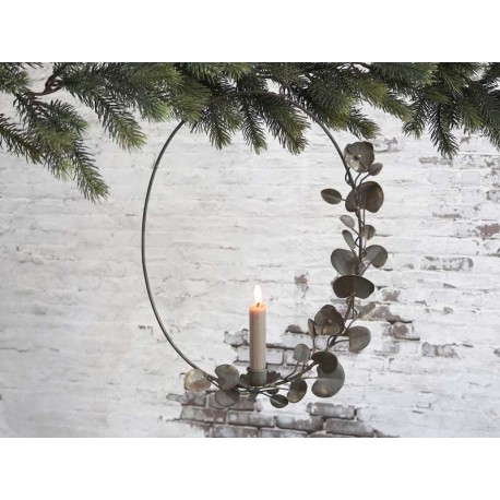 Wreath for short dinner candle w hanging