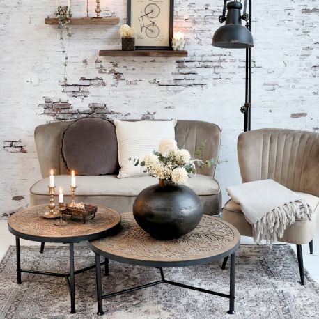 Stolik Kawowy Chic Antique z Rzeźbieniami B