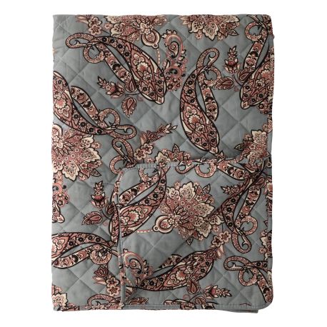 Aix Quilt w. paisley pattern