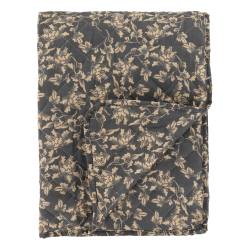 Aix Quilt w. leaf pattern