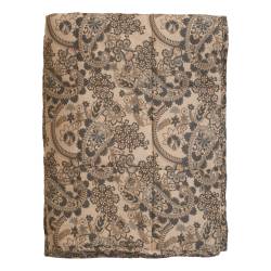 Quilt w. paisley pattern