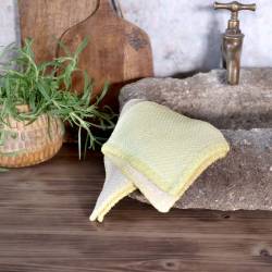 Vase w. 12 holes for flowers